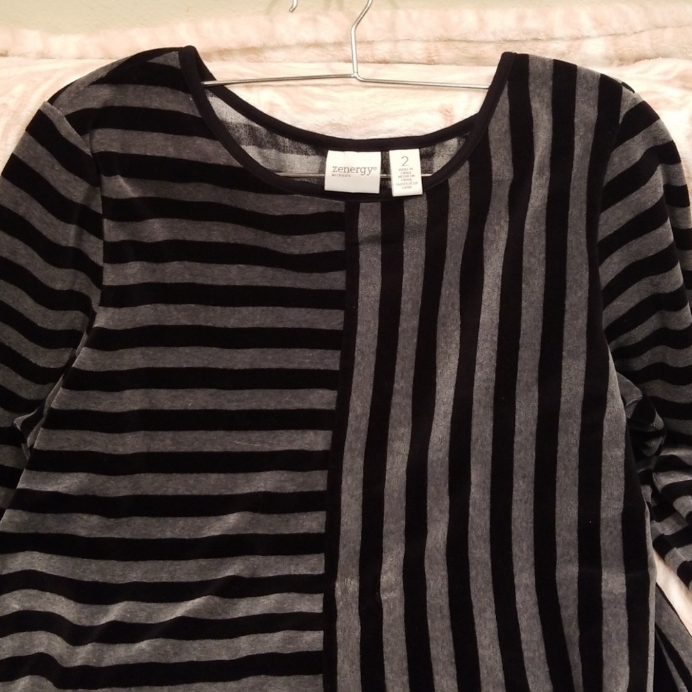 Black & Grey stripes long sleeve - Picture 2 of 3